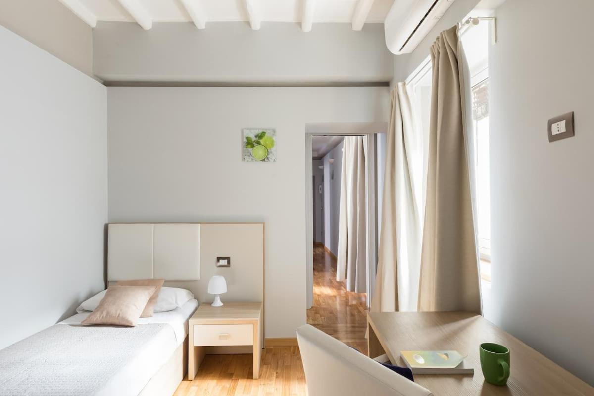 Spanish Steps House Vittoria Rome Bagian luar foto